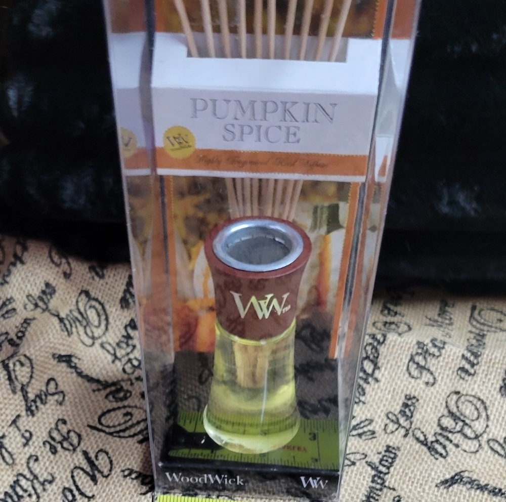 Wood Wic pumpkin spice Reed diffuser fragrance - Picture 5 of 9